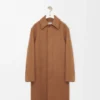 Gürtelmantel aus Wolle in Camel/Braun