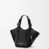 Hammock Flip Tasche aus klassischem Kalbsleder in Schwarz