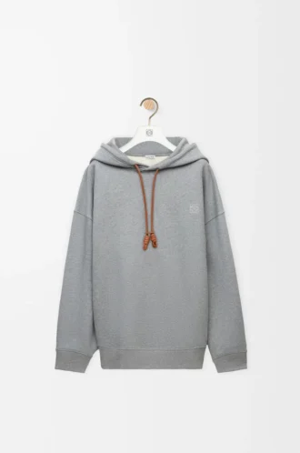 Hoodie in lockerer Passform aus Baumwolle in Grau Melange