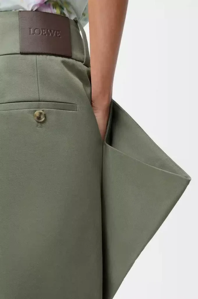Hose aus Baumwolle in Khaki-Grün