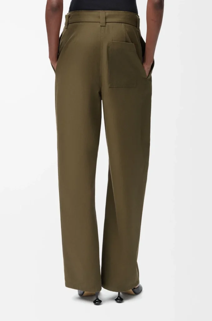 Hose aus Baumwolle und Seide in Khaki-Grün