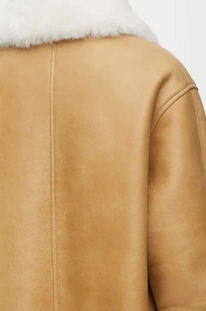 Jacke aus Lammfell Weiß/Gold