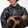 Jacke mit Umschlag aus Nappalammleder Schwarz