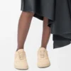 Jambo Sneaker aus Kalbswildleder Oat Milk