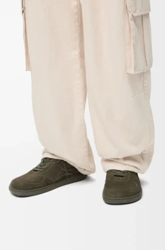 Jambo Sneaker aus Kalbswildleder Olivgrün