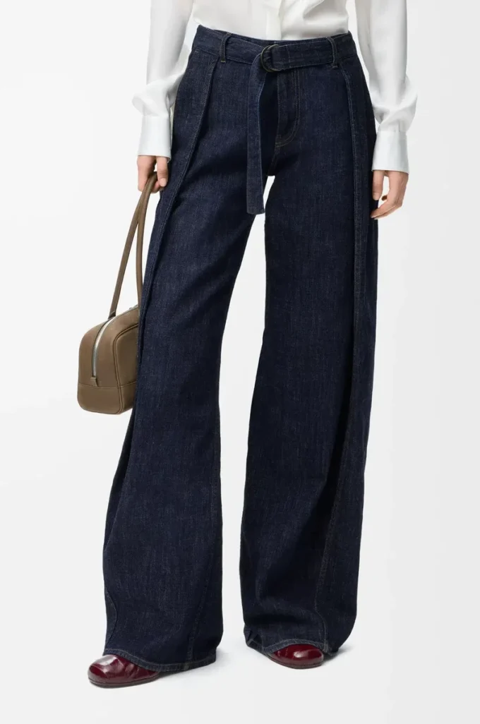 Jeans mit Gürtel in Indigo Blue