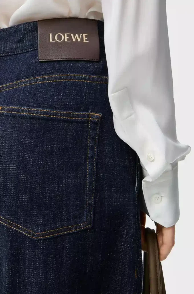 Jeans mit Gürtel in Indigo Blue