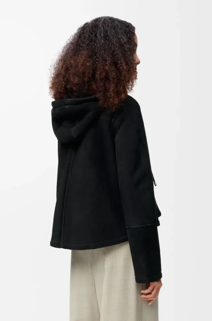 Kapuzenjacke aus Lammfell Schwarz