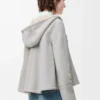 Kapuzenjacke aus Shearling in Hellgrau Melange