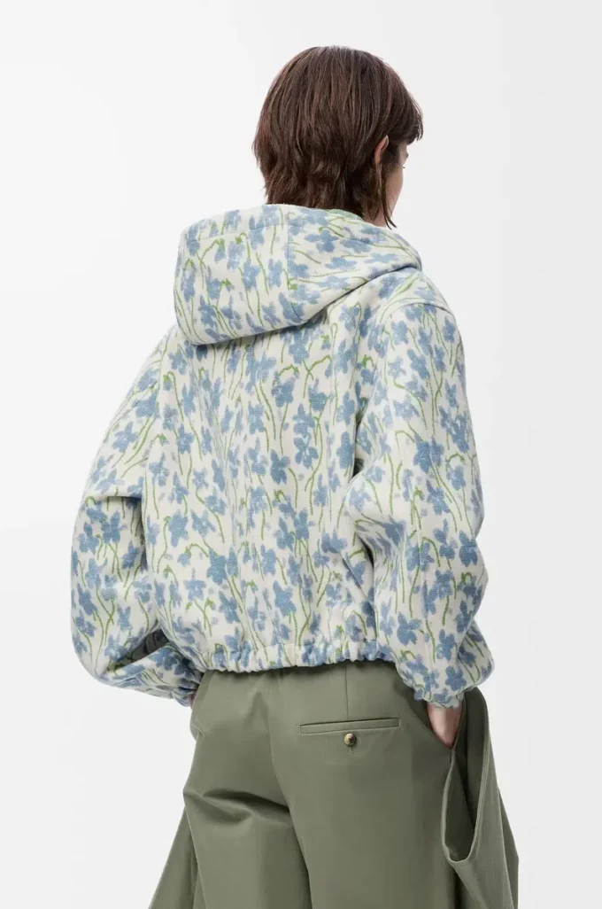 Kapuzenjacke aus Wolle und Baumwolle in Weiß/Blau