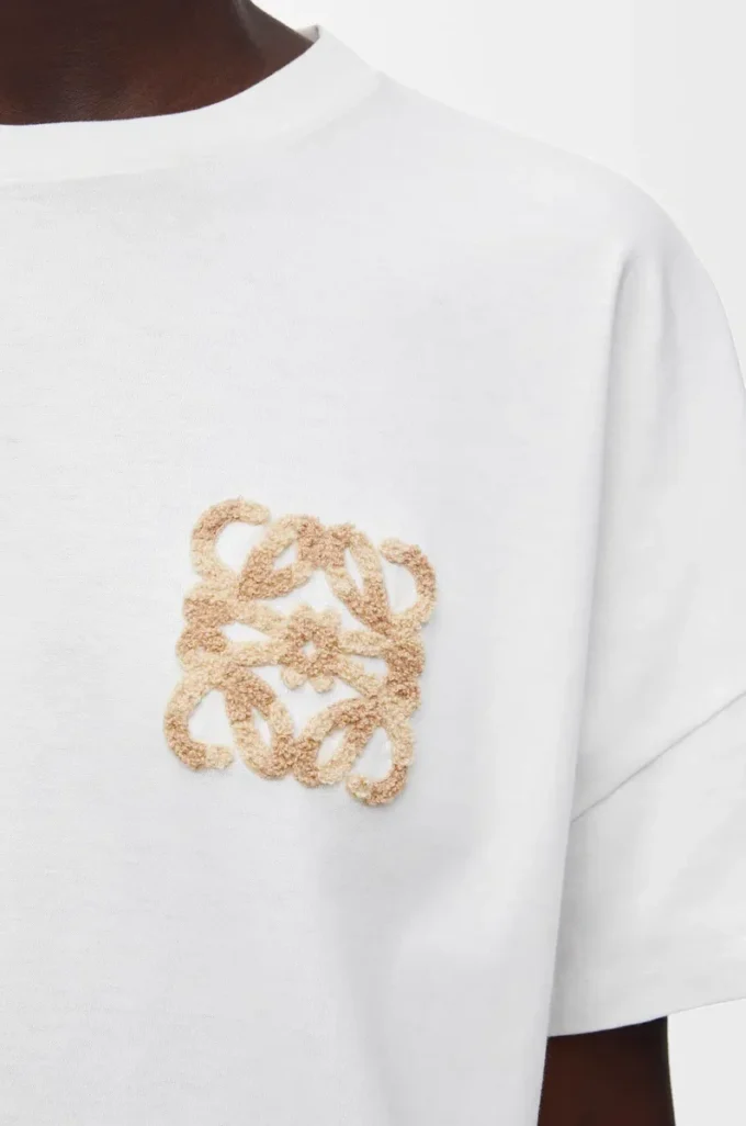 Kastenförmiges T-Shirt aus Baumwolle in Weiß