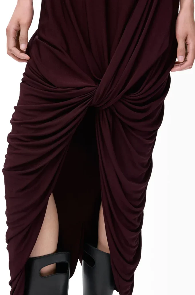 Kleid aus Viskose in Burgunderrot