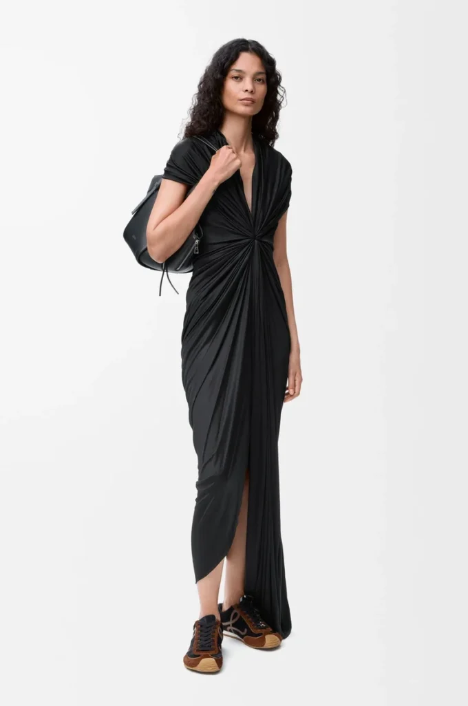 Kleid aus Viskose Schwarz