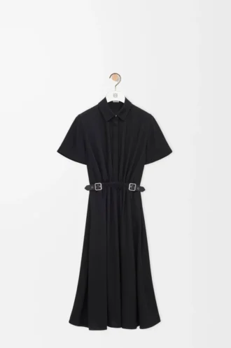 Kleid mit Gürtel aus Stretch-Viskose in Schwarz