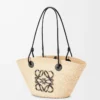 Kleine Anagram Basket Tasche aus Iraca-Palme und Kalbsleder Natur/Schwarz
