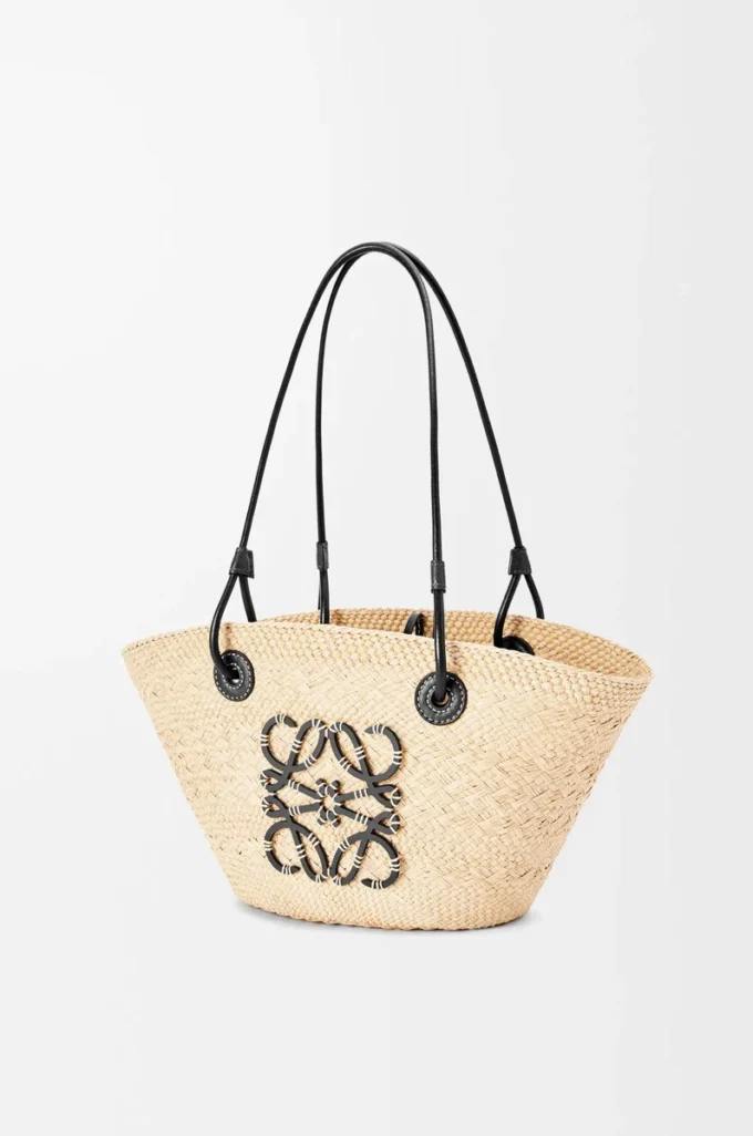 Kleine Anagram Basket Tasche aus Iraca-Palme und Kalbsleder Natur/Schwarz