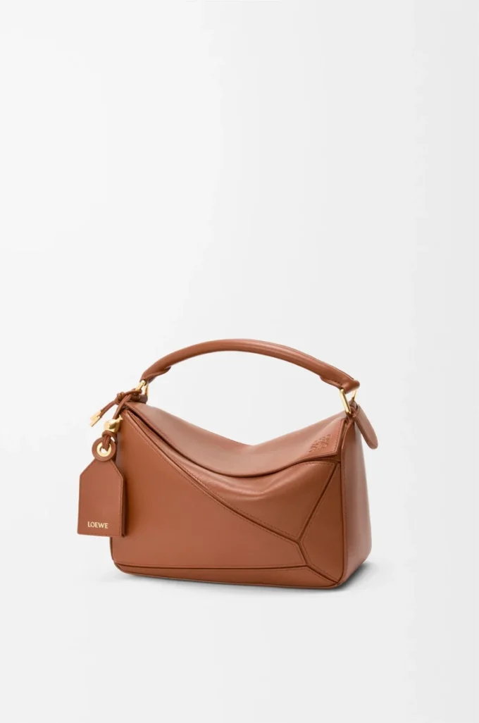 Kleine Featherlight Puzzle Tasche aus Nappalammleder in Pecan