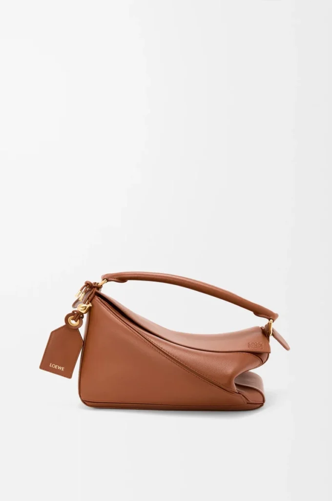 Kleine Featherlight Puzzle Tasche aus Nappalammleder in Pecan