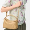 Kleine, federleichte Puzzle-Tasche aus Nappalammleder in Dark Butter
