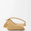 Kleine, federleichte Puzzle-Tasche aus Nappalammleder in Dark Butter