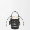 Kleine Fringe Bucket Bag aus Kalbsleder Schwarz