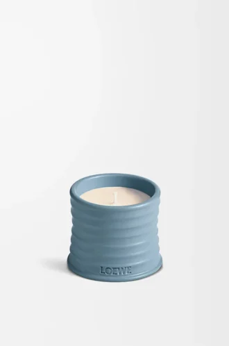 Kleine Kerze mit Zypressenball-Duft Baby Blue