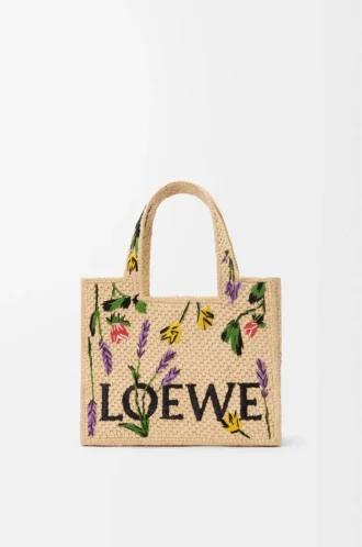 Kleine LOEWE Font-Tasche aus Raffia in Natur