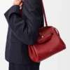Kleine Madrid-Tasche aus geschmeidigem Kalbsleder Burnt Red