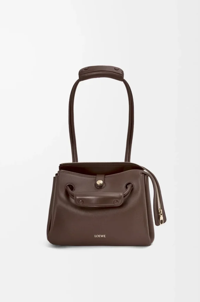 Kleine Madrid-Tasche aus geschmeidigem Kalbsleder in Dunkelbraun