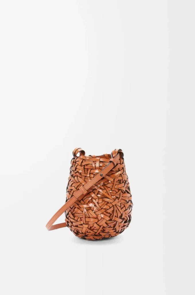Kleine Nest Basket Tasche aus Kalbsleder Tan