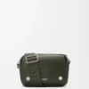 Kleine Pebble-Messengertasche aus geschmeidigem genarbtem Kalbsleder in Dark Khaki