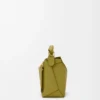 Kleine Puzzle Edge Tasche aus klassischem Kalbsleder in Light Moss