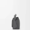 Kleine Puzzle Edge Tasche aus klassischem Kalbsleder in Schiefergrau