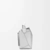 Kleine Puzzle Edge Tasche aus laminiertem Lammleder Silber