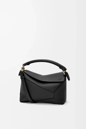 Kleine Puzzle Edge Tasche aus weichem genarbtem Kalbsleder in Schwarz