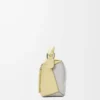 Kleine Puzzle-Tasche aus Nappakalbsleder in Hellgrau/Hellcitrin