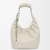 Kleine Squeeze-Tasche aus weichem Nappalammleder in Meersalz