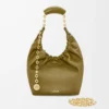 Kleine Squeeze-Tasche aus weichem Nappalammleder Olive