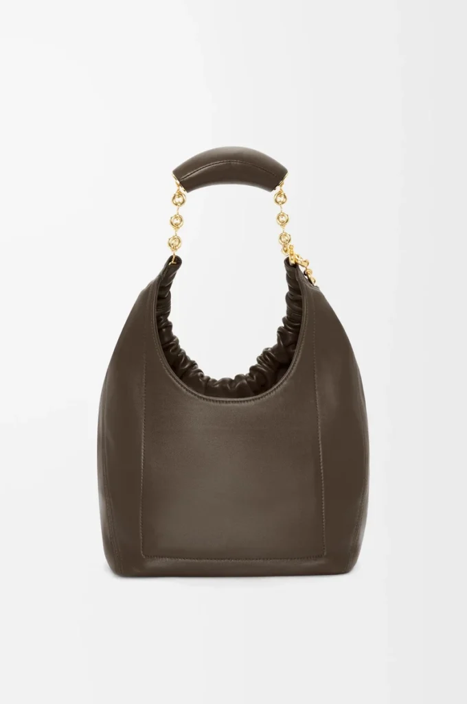 Kleine Squeeze-Tasche aus weichem Nappalammleder Schokolade