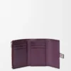 Kleine vertikale Geldbörse aus weichem genarbtem Kalbsleder in Dirty Mauve/Squirrel