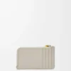 Knoten-Münzkartenetui aus glänzendem Nappakalbsleder Shell Grey/Dandelion