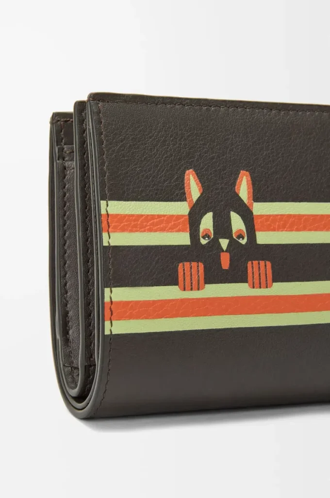Kompakte Geldbörse Futurist Cat aus klassischem Kalbsleder Dunkelbraun/Orange