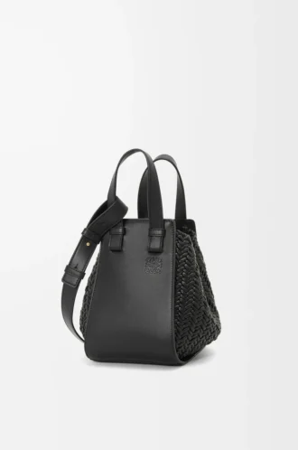 Kompakte Hammock-Tasche aus Kalbsleder Schwarz