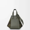 Kompakte Hammock-Tasche aus Wildleder und klassischem Kalbsleder Khaki/Grün