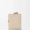 Kompakte Reißverschlussbrieftasche aus weichem genarbtem Kalbsleder Light Oat/Honey