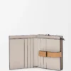 Kompakte Reißverschlussbrieftasche aus weichem genarbtem Kalbsleder Taupe/Gold