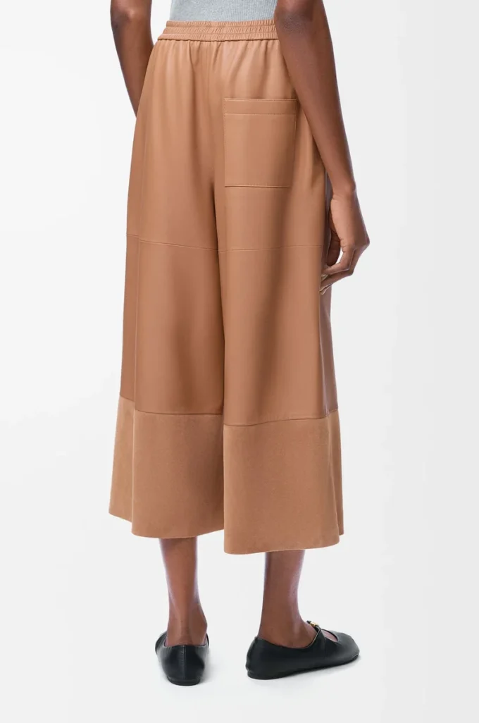 Kurze Hose aus Nappalammleder und Ziegenveloursleder Toffee