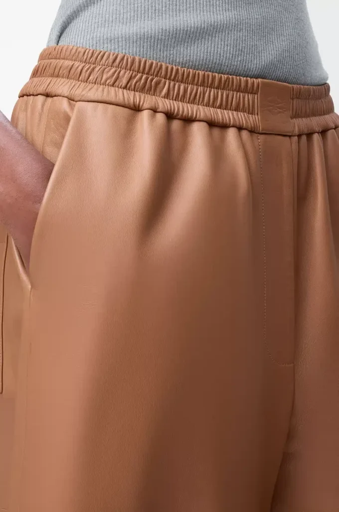 Kurze Hose aus Nappalammleder und Ziegenveloursleder Toffee