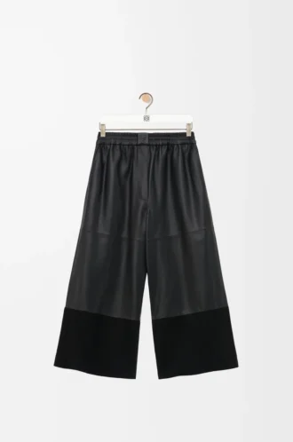 Kurze Hose aus Nappalammleder und Ziegenwildleder Schwarz