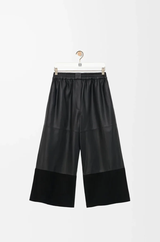 Kurze Hose aus Nappalammleder und Ziegenwildleder Schwarz